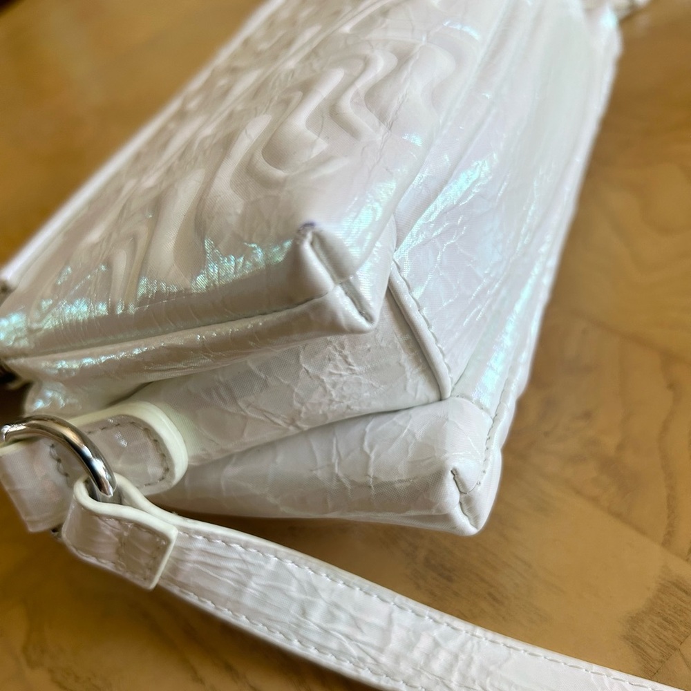 Desigual Iridescent White Crossbody Bag NWOT - Picture 13 of 13
